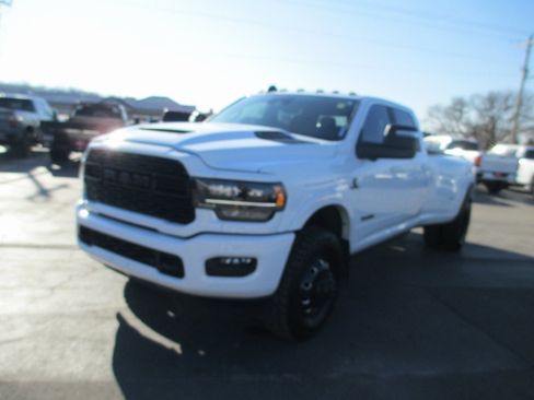 Used 2024 RAM 3500 Limited w/ Night Edition image 11