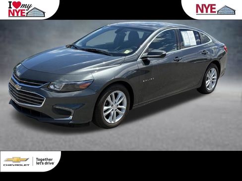 Used 2016 Chevrolet Malibu LT FWD image 1