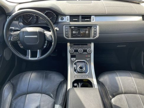 Used 2016 Land Rover Range Rover Evoque SE image 13