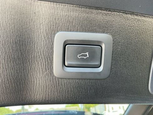 Used 2025 MAZDA CX-5 AWD 2.5 S w/ Preferred Package image 23