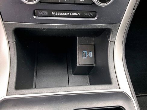 Used 2022 Ford Edge SE w/ Black Appearance Package image 32