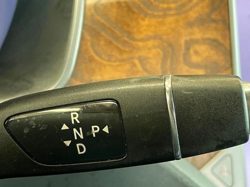 Used 2019 Tesla Model S Standard Range image 24