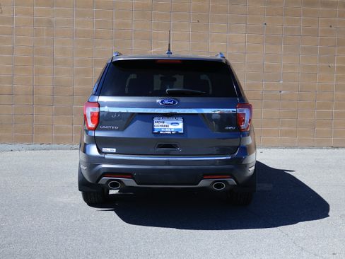 Certified 2019 Ford Explorer Limited w/ Ford Safe & Smart Package AWD/4WD image 6
