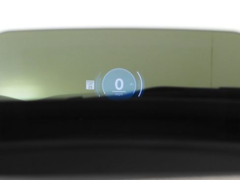 Certified 2025 MINI Cooper 4-Door Hardtop image 32