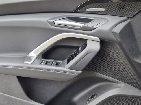 Certified 2025 Audi Q5 Premium Plus w/ Premium Plus AWD/4WD image 28