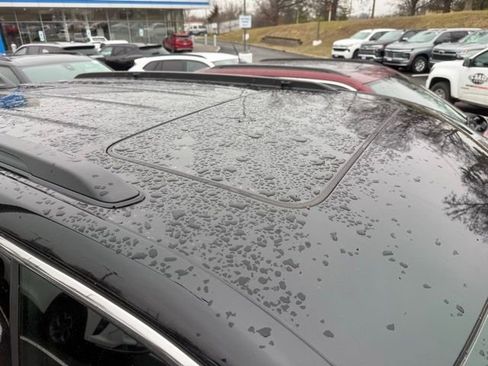 Used 2024 Jeep Grand Cherokee Laredo X image 5