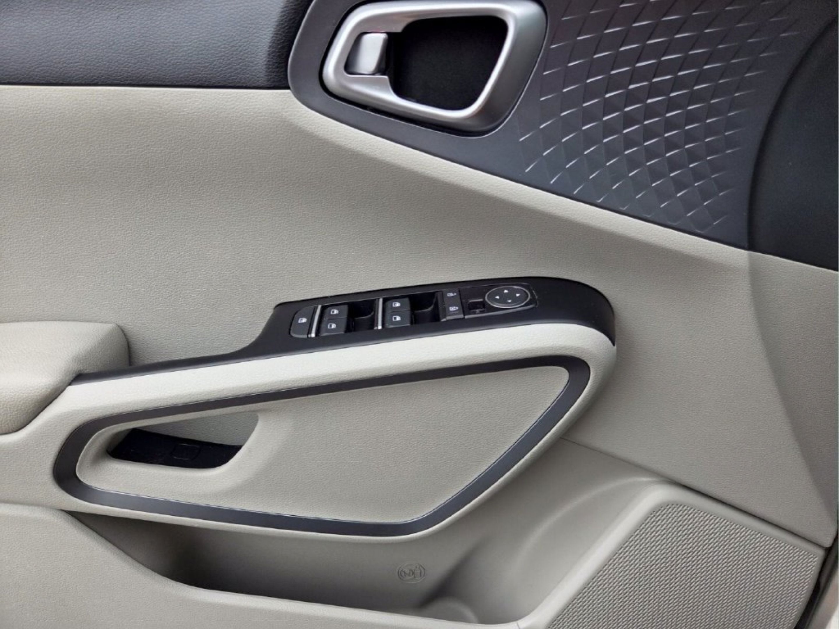 Used 2020 Kia Soul EX FWD image 16