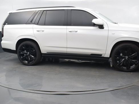 Used 2025 Cadillac Escalade Sport Platinum AWD/4WD image 7