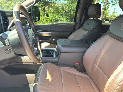 Used 2025 Ford F250 King Ranch w/ FX4 Off-Road Package AWD/4WD image 32