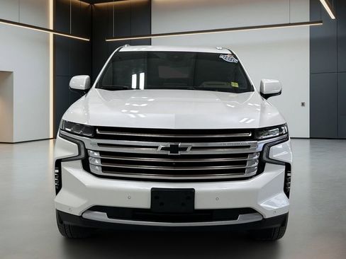 Used 2023 Chevrolet Suburban High Country image 8