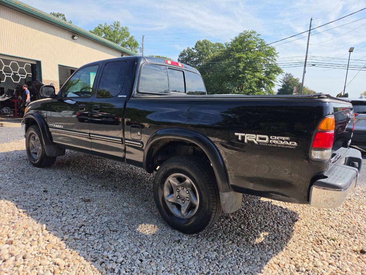 Used 2001 Toyota Tundra Limited w/ Off-Road Pkg AWD/4WD image 5