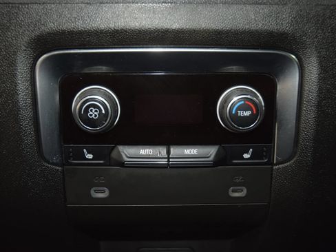 Used 2023 Chevrolet Tahoe High Country AWD/4WD image 44