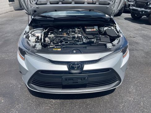 Used 2025 Toyota Corolla LE FWD image 20