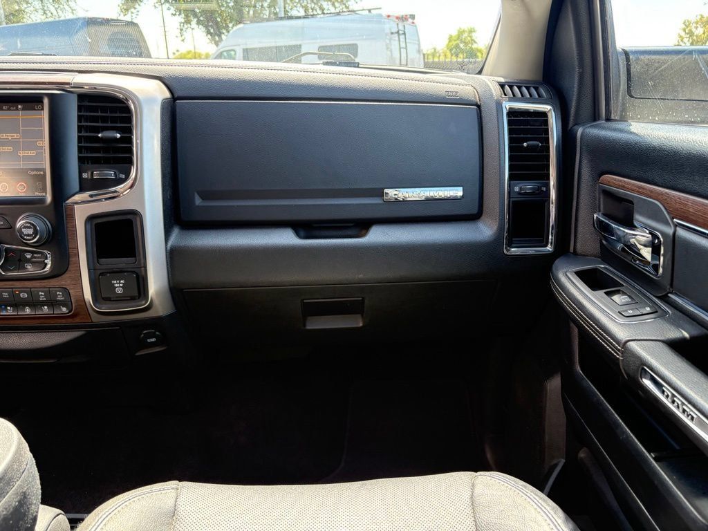 Used 2016 RAM 2500 Laramie AWD/4WD image 8