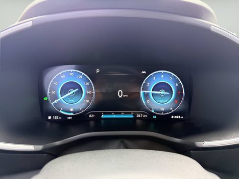 Used 2023 Hyundai Santa Fe Limited AWD/4WD image 11