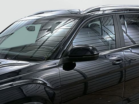 Used 2018 Volkswagen Atlas Launch Edition image 8