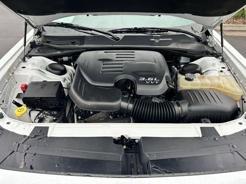 Certified 2018 Dodge Challenger GT image 9