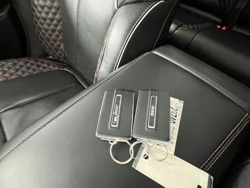 Used 2023 Jeep Grand Cherokee Summit image 30