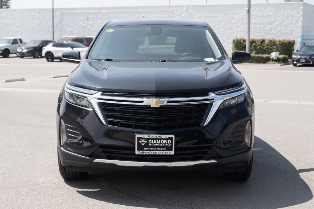 Used 2024 Chevrolet Equinox LT AWD/4WD image 2