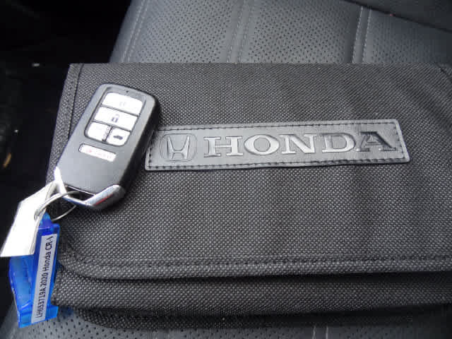 Used 2020 Honda CR-V Touring image 18