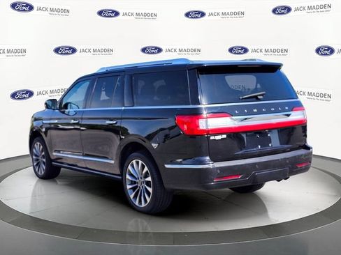 Used 2019 Lincoln Navigator L Select AWD/4WD image 3