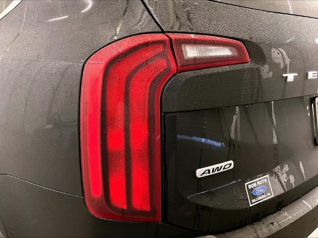 Used 2021 Kia Telluride S AWD/4WD image 28