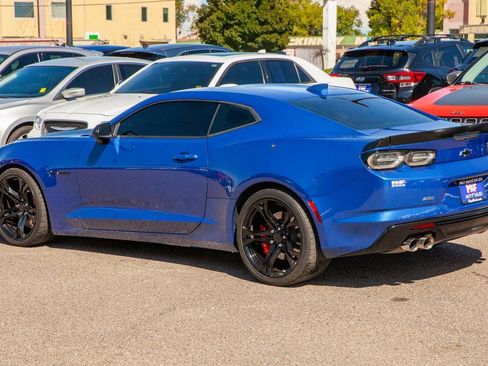 Used 2022 Chevrolet Camaro SS image 7