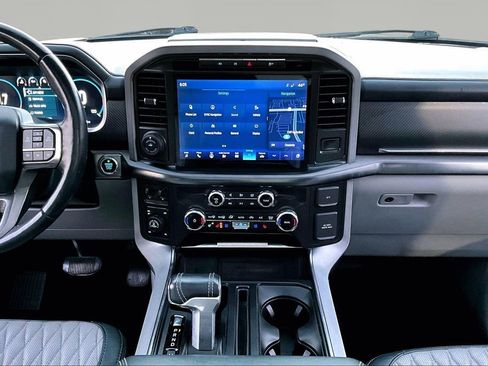 Used 2022 Ford F150 Limited image 9