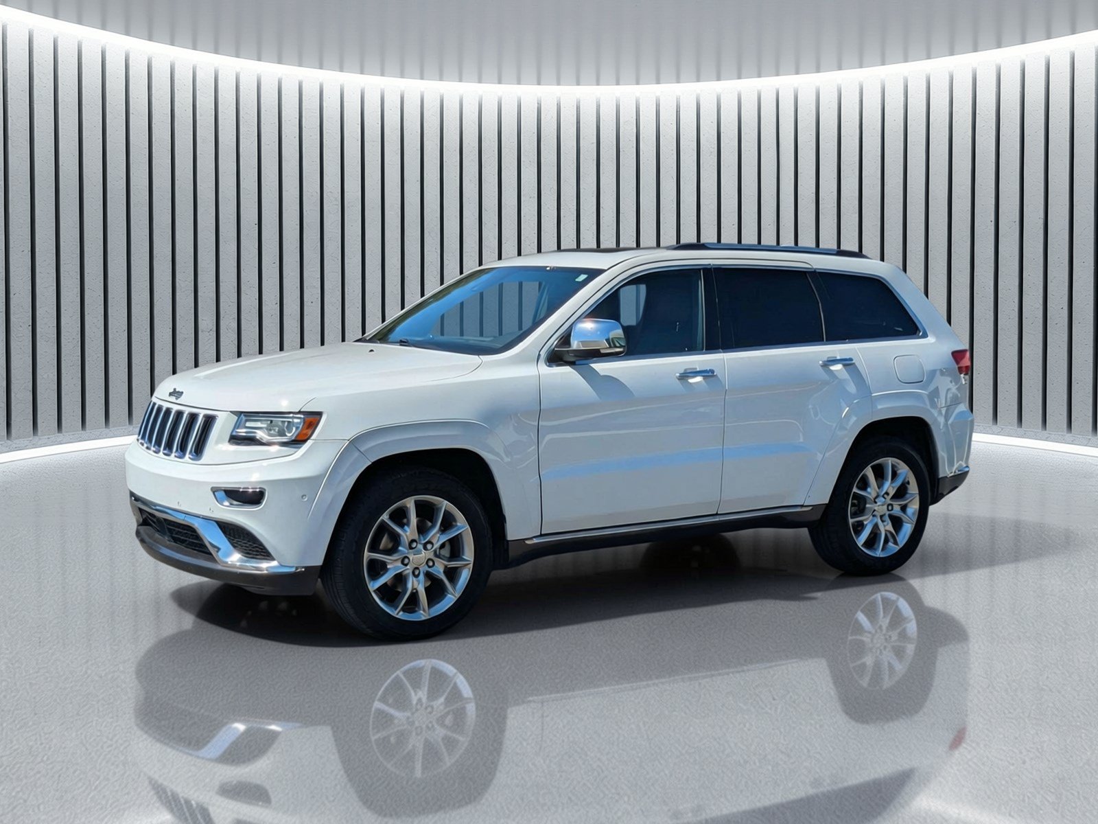 Used 2014 Jeep Grand Cherokee Summit AWD/4WD image 11