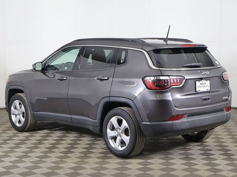 Used 2018 Jeep Compass Latitude w/ Cold Weather Group image 6