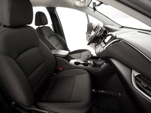 Used 2022 Chevrolet Malibu LT image 23