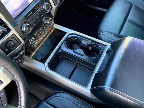 Used 2020 Ford F250 Lariat w/ Lariat Ultimate Package image 13