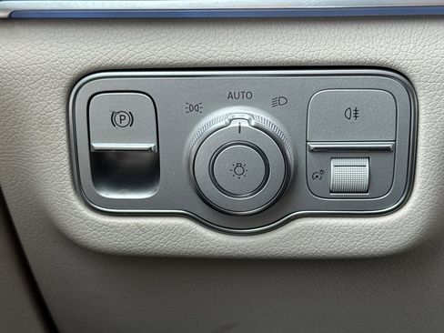 New 2026 Mercedes-Benz GLE 450 4MATIC image 29