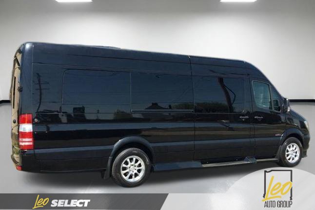 Used 2017 Mercedes-Benz Sprinter 2500 image 2
