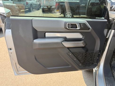 Used 2022 Ford Bronco Black Diamond AWD/4WD image 29