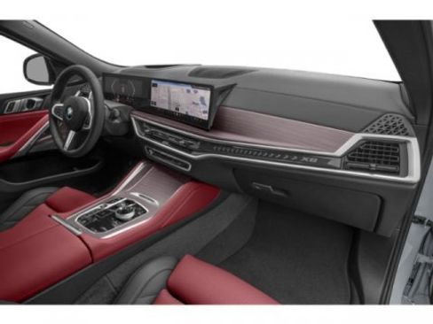 Used 2025 BMW X6 xDrive40i w/ Executive Package image 18