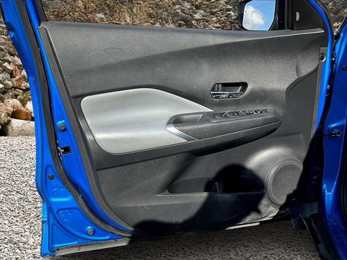 Used 2023 Nissan Kicks SR w/ SR Premium Package image 19