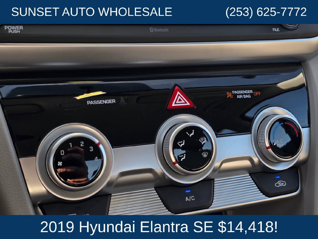 Used 2019 Hyundai Elantra SE FWD image 31