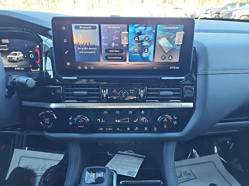 New 2026 Nissan Pathfinder Platinum w/ Accent Package FWD image 25