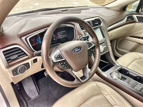 Used 2017 Ford Fusion Platinum image 15