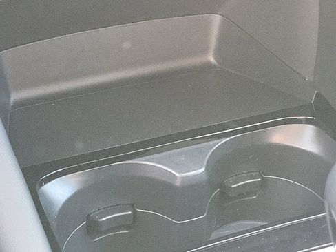 Used 2025 MAZDA MAZDA3 s image 25