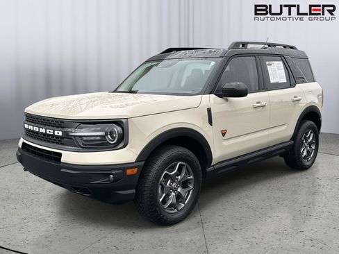 Used 2024 Ford Bronco Sport Badlands w/ Premium Package image 2