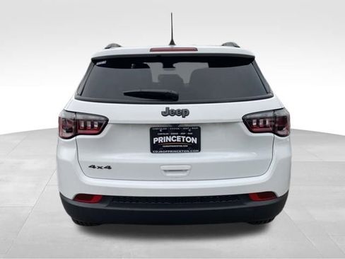 New 2026 Jeep Compass Latitude image 6