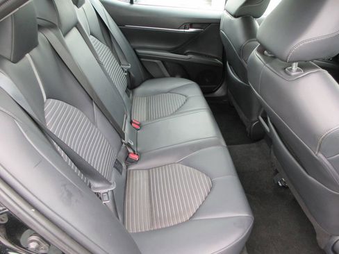 Used 2024 Toyota Camry SE FWD image 16