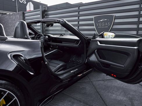 Used 2022 Porsche 911 Turbo S image 24