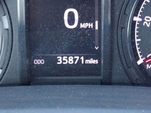 Used 2022 Toyota 4Runner SR5 Premium image 42