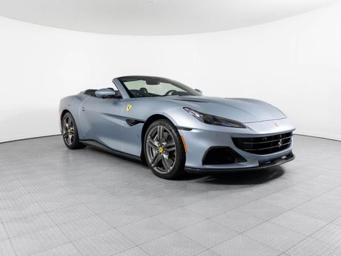 Certified 2023 Ferrari Portofino M RWD image 9
