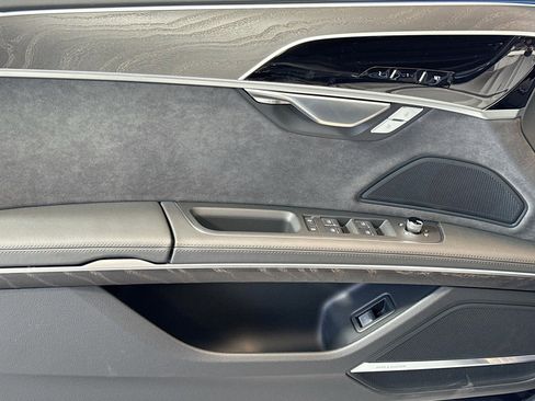 New 2025 Audi A8 L 3.0T image 16