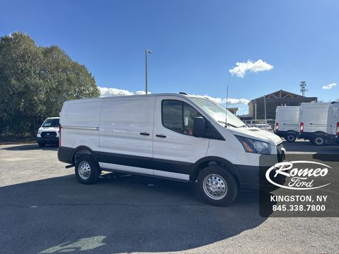 New 2026 Ford Transit 250 Low Roof AWD image 3