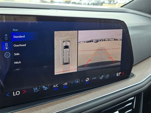 Used 2025 Chevrolet Suburban High Country image 39